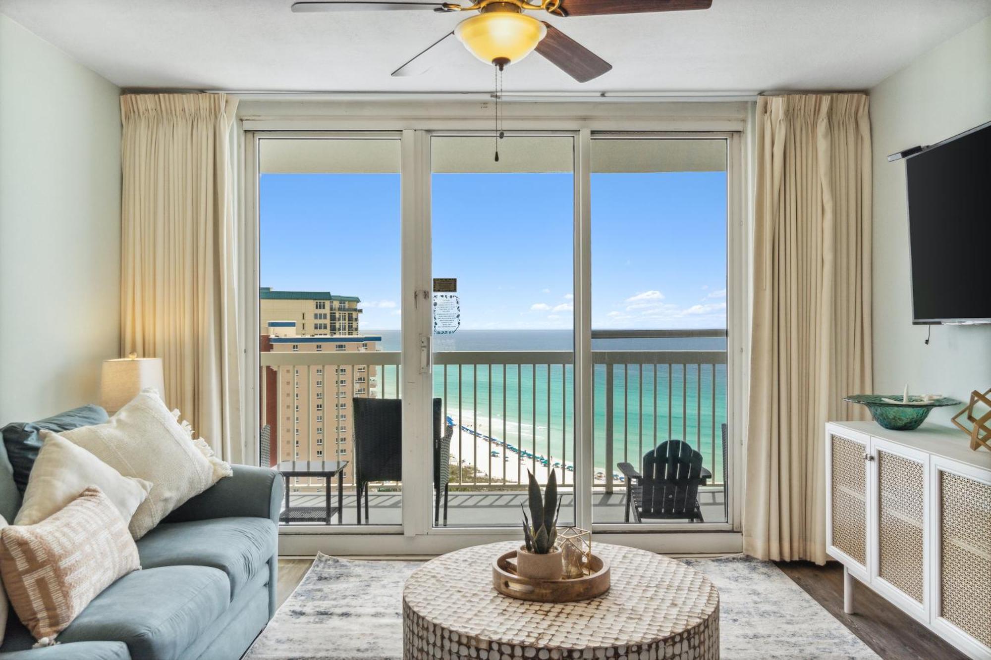 Pelican Beach Resort By Panhandle Getaways Destin Rom bilde