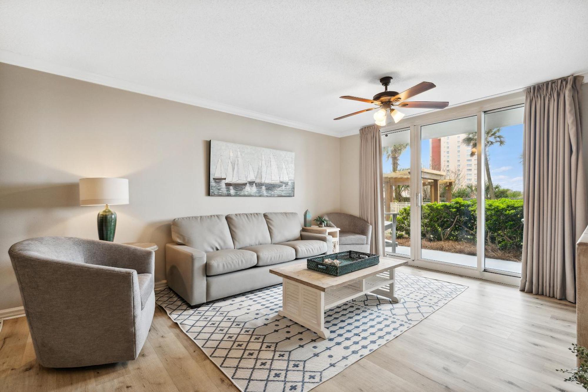 Pelican Beach Resort By Panhandle Getaways Destin Rom bilde