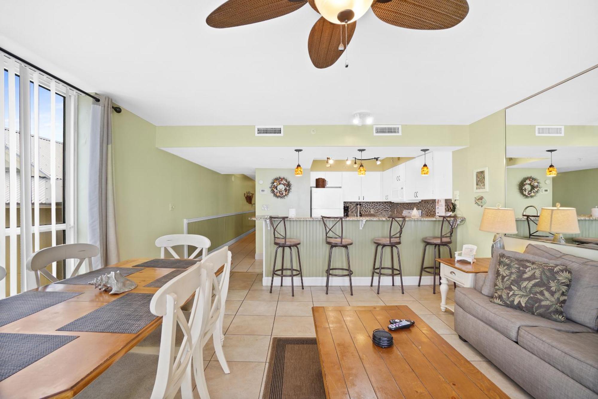 Pelican Beach Resort By Panhandle Getaways Destin Rom bilde